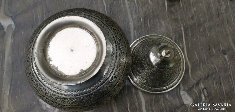 Large Persian cake container with a lid is handmade
