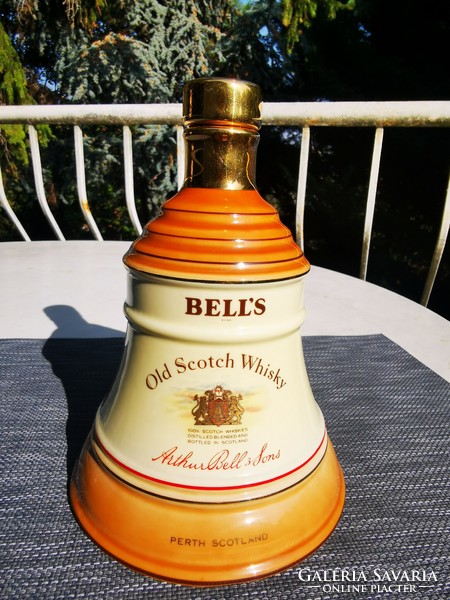 English bells wiskhys bottle