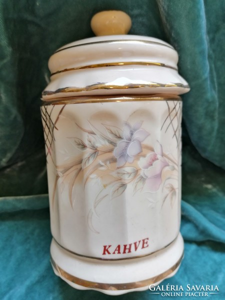 Porcelain spice holder set with art nouveau decoration