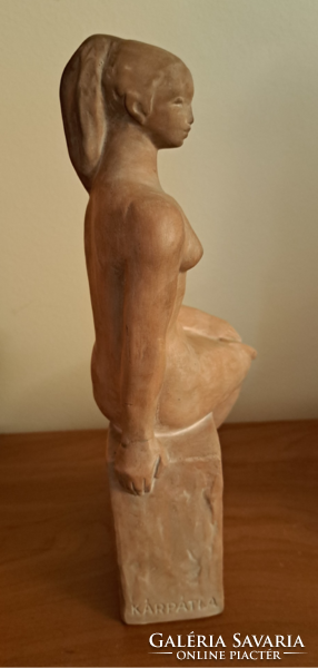 Kárpáti Anna (1923-1993) szignós 27 cm-es hibátlan terrakotta szobor