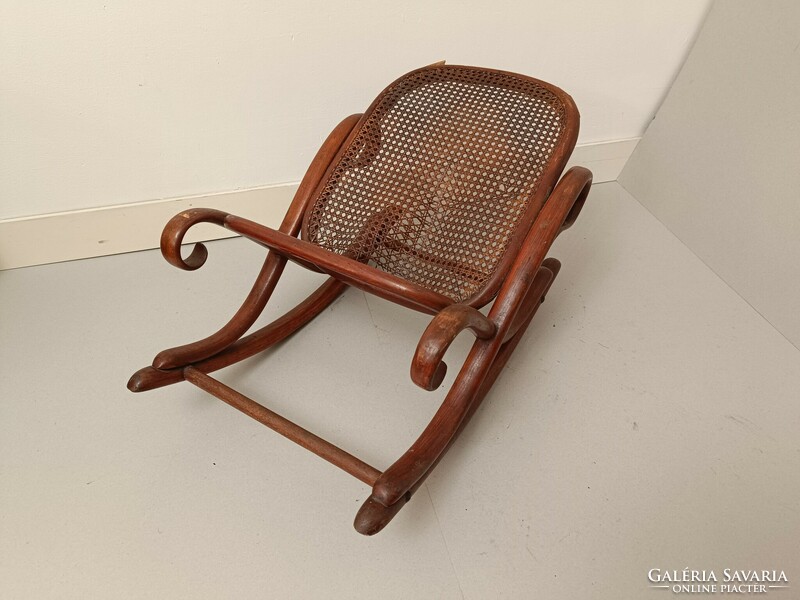 Antik Thonet bútor hintázós jelzés nélküli lábtartó láb zsámoly Nábytok Thonet 309 8082