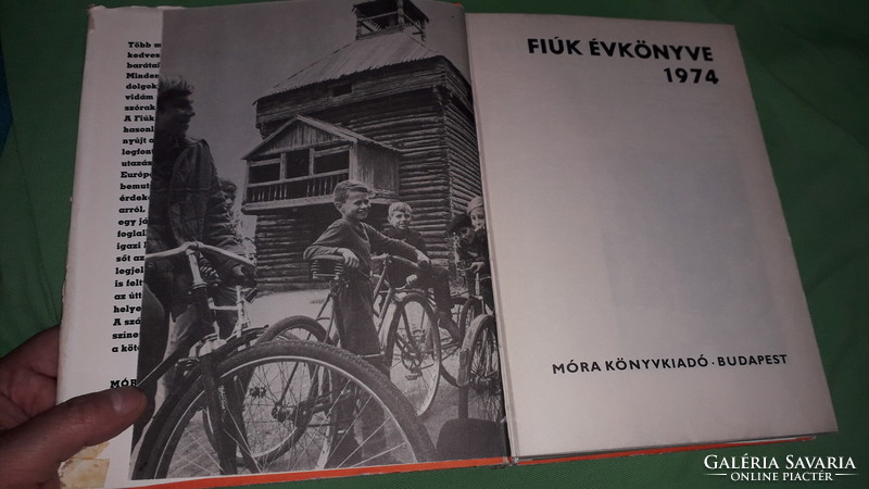 1973.Lengyel Balázs :Fiúk Évkönyve 1974 KÉPES könyv képek szerint MÓRA