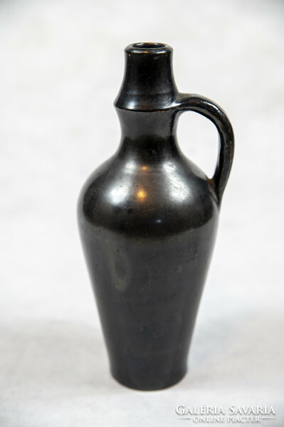 Evk-Egri Castle ceramic vase