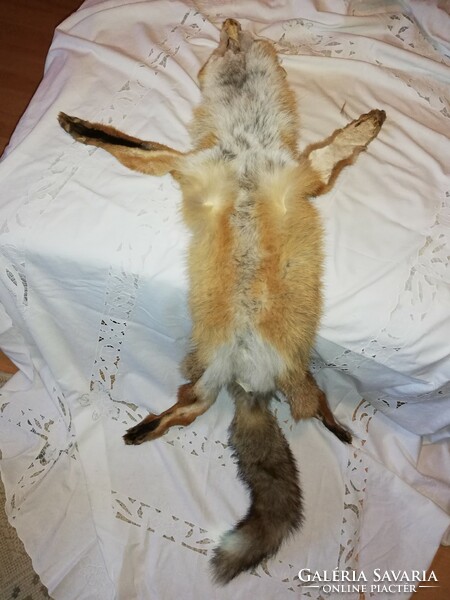 Real red fox fur with head, feet, tail, full length, finished by a master furrier