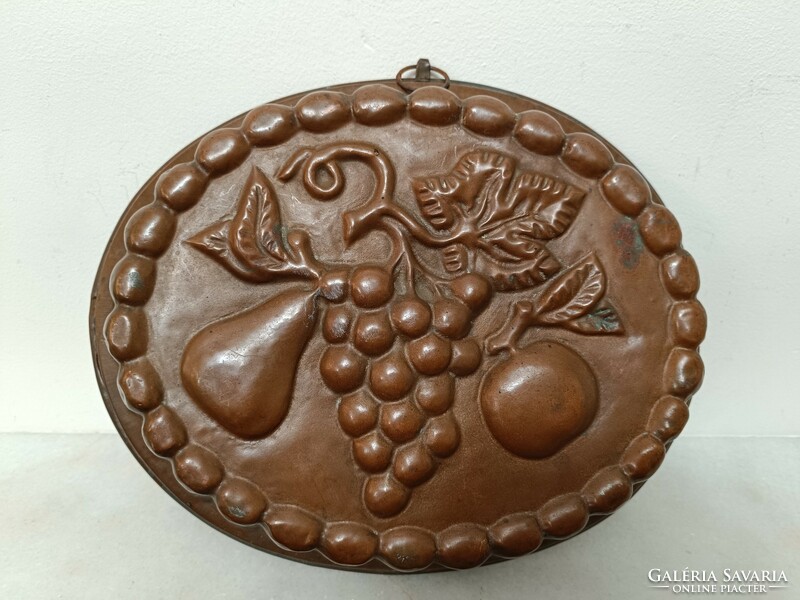 Antique kitchen confectioner's patina grape pattern tinned red copper kuglóf oven mold 282 8055