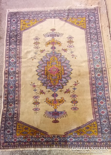 Hand-knotted Pakistani carpet is negotiable