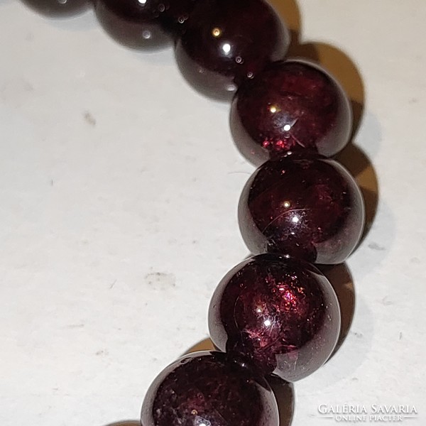 Garnet rubber bracelet (8mm)