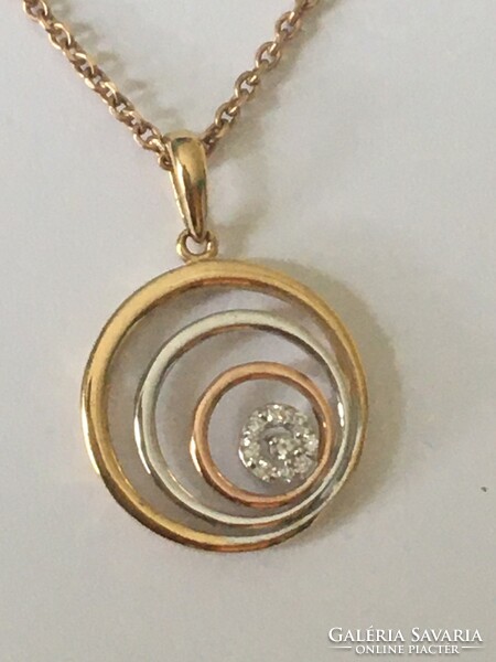 14K pendant with tiny zirconia stones, 1.87 g