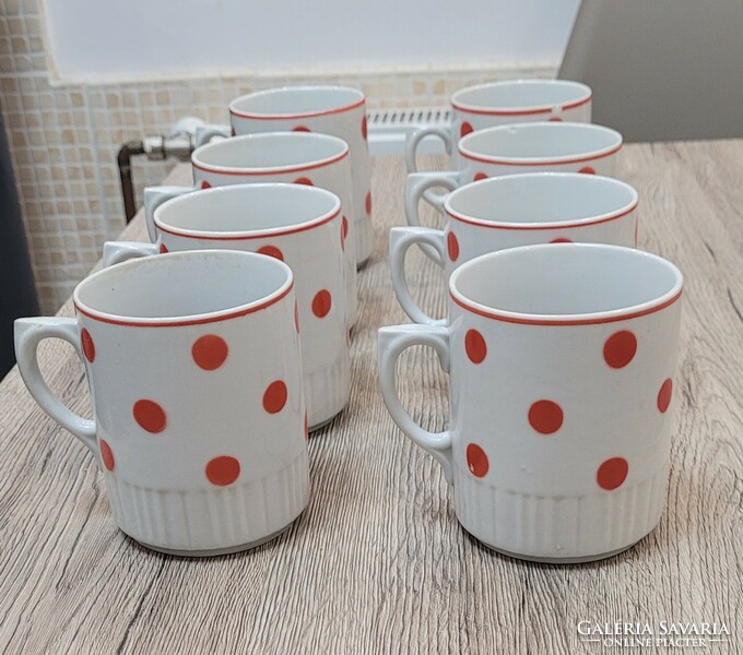 Zsolnay porcelain mug with red polka dot skirt. 8 pcs.