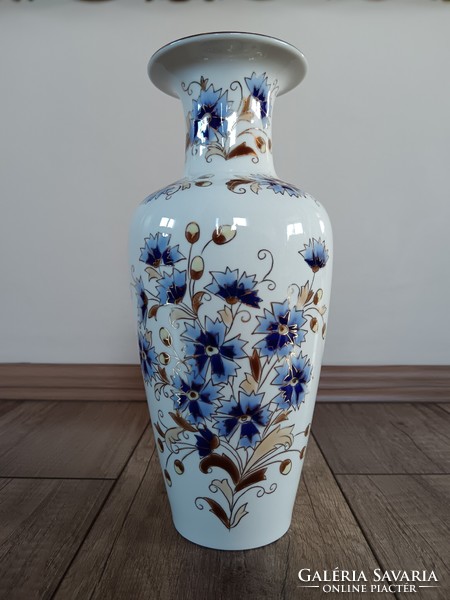 Zsolnay large porcelain vase with cornflower pattern