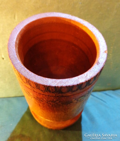 Wooden mortar and pestle. Handwork with rustic decoration 13/8 cm