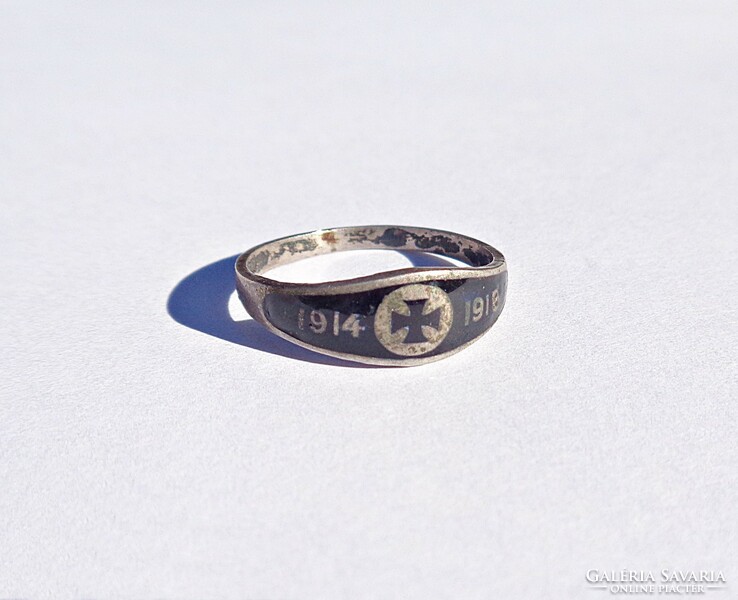 1914-1916 Fire enamel silver ring