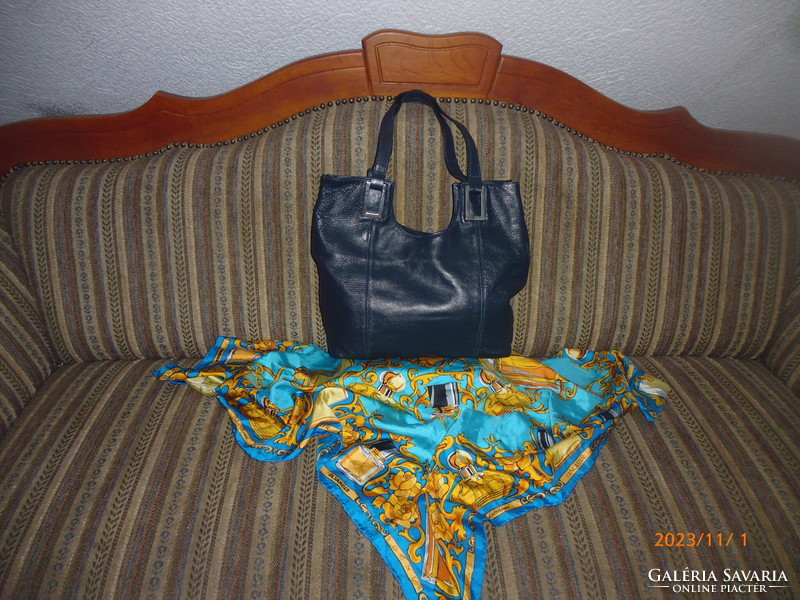 Különlegesség!! Vintage  Campomaggi  !!!  női  valódi  bőr  táska ..