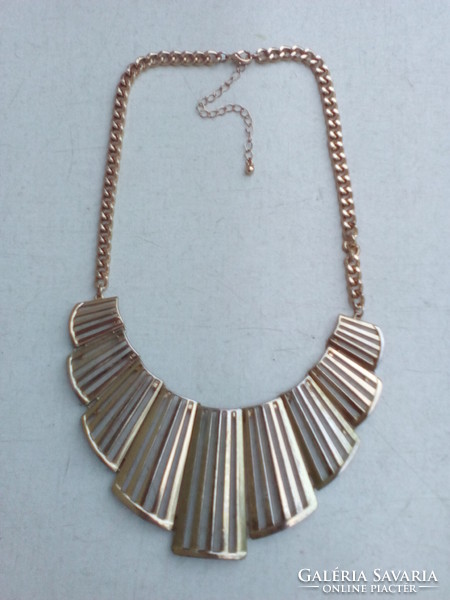 Golden showy decorative necklace