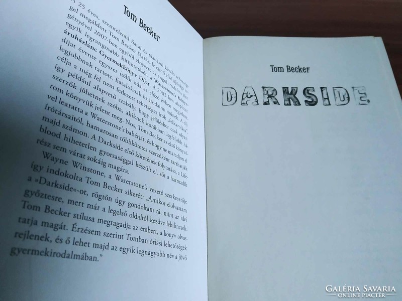 Tom Becker: Darkside