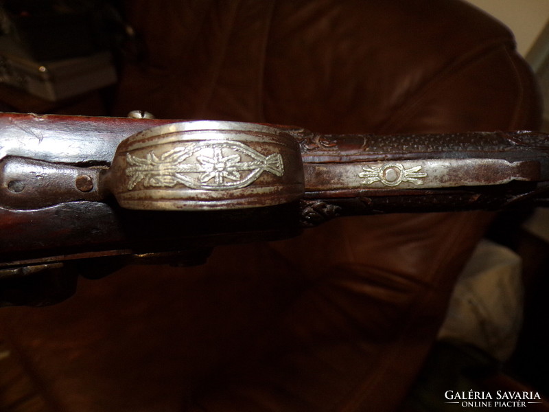 Trombone pistol (rifle) with silver decoration. Turkish work.