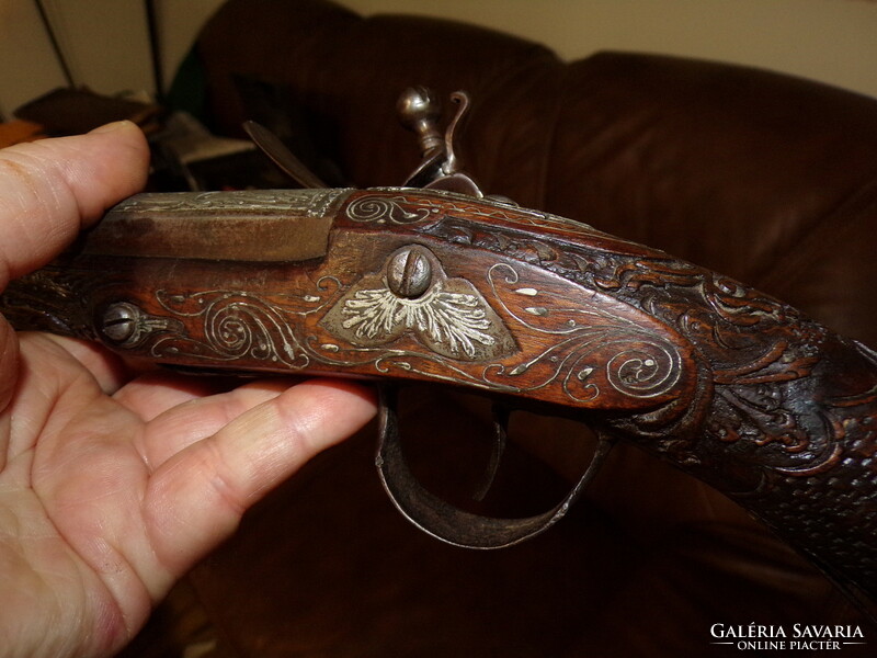 Trombone pistol (rifle) with silver decoration. Turkish work.