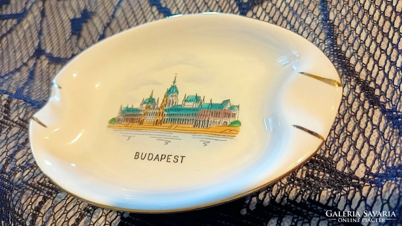 Porcelán hamutál Aquincum - Budapest felirattal, látképpel