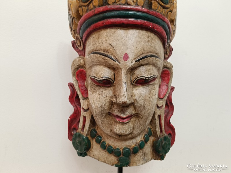 Antik buddha buddhista Guangin, kuangin patinás festett fa maszk állványzaton 368 8047