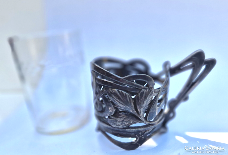 Art Nouveau pewter cup