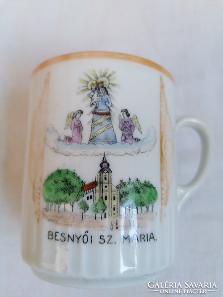 Zsolnay memorial mug (Virgin Mary of Besnyő)