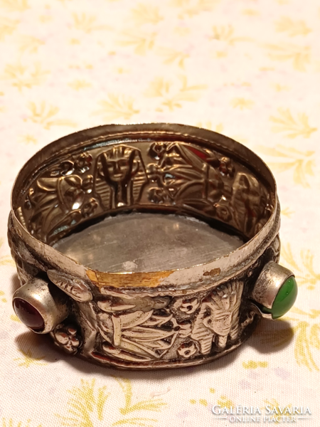 Silver-plated ring with stones