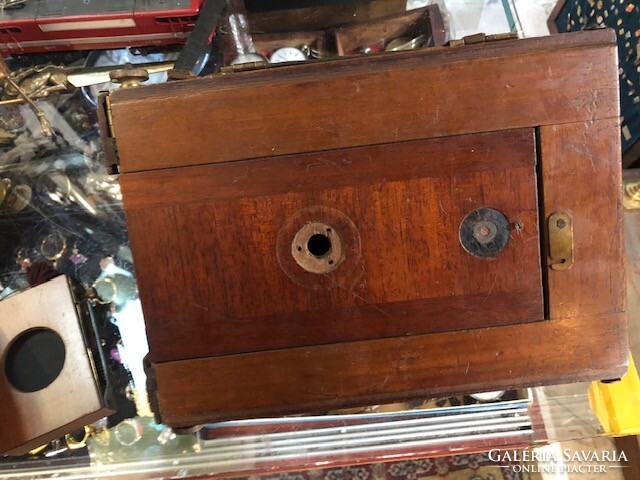 Rodenstock Munich wooden box camera from 1870, 210 optics.