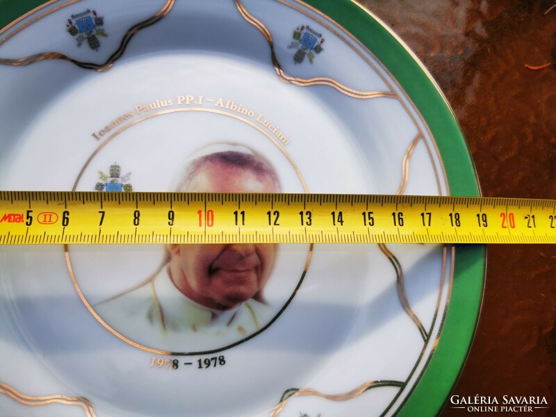 Pope John Paul memorial plate,