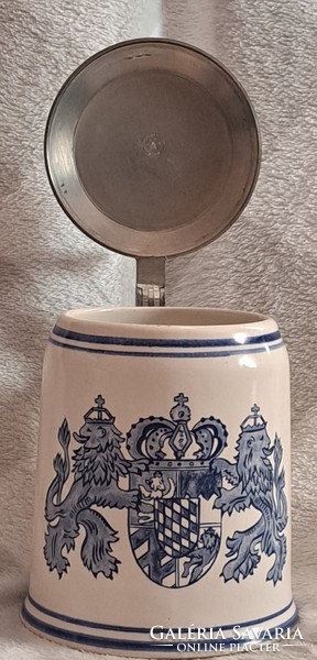 Royal portrait jug with tin lid (l4233)