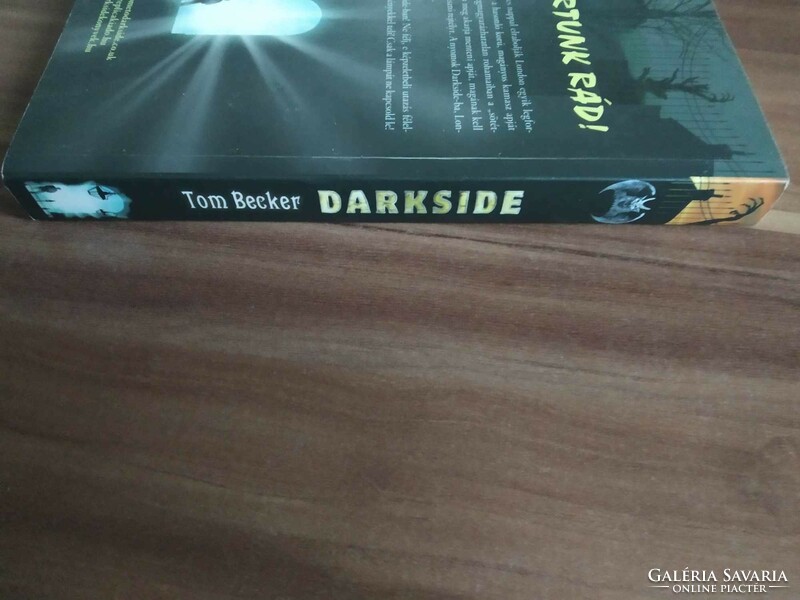 Tom Becker: Darkside