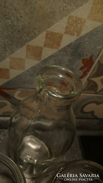 Régi befőttes üvegek+tejes üveg