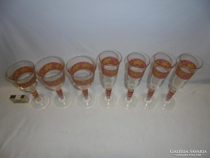 Champagne glass with elephant decor - seven pieces together