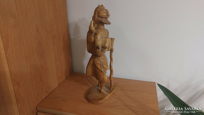 (K) Asian wood sculpture