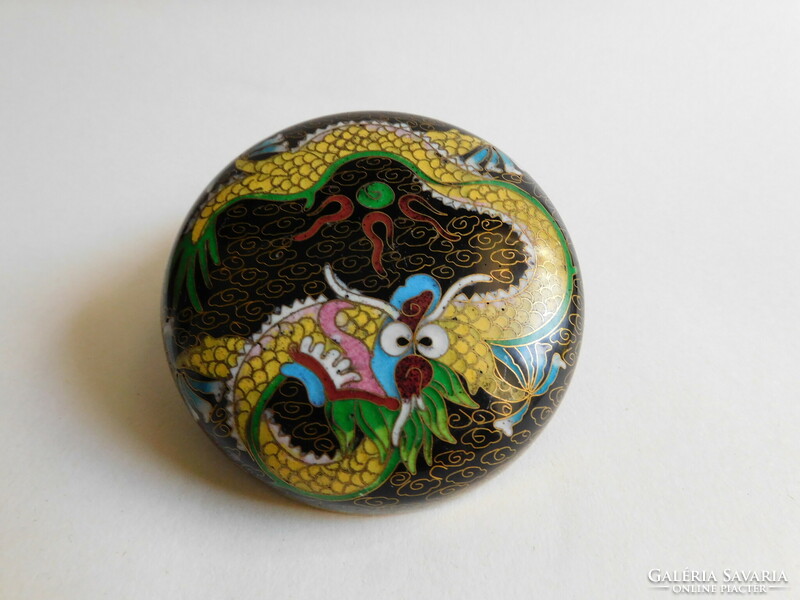 Cloisonné - compartment enamel round box with dragon