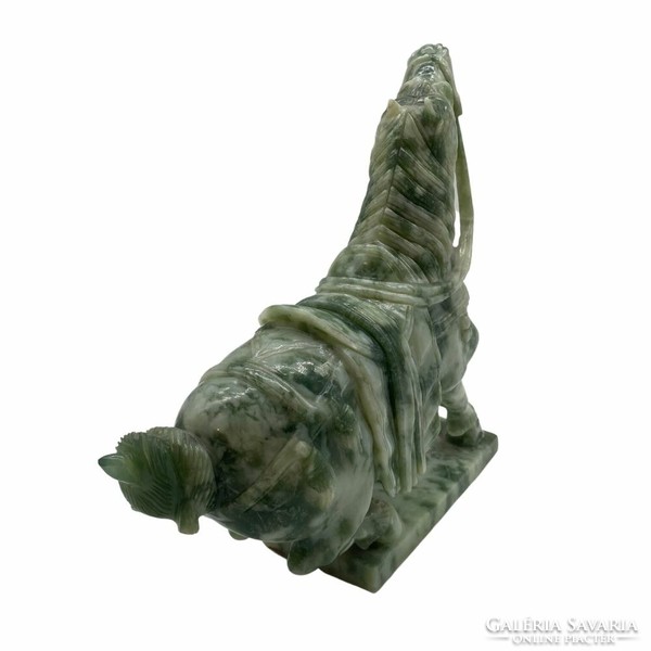 Jade equestrian statue - m1346