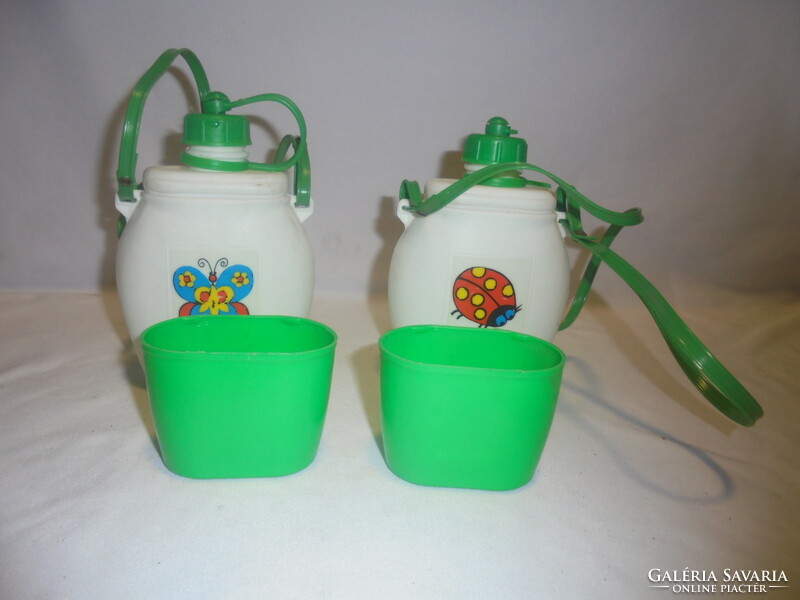 Two retro Ovis water bottles, children's water bottles - together