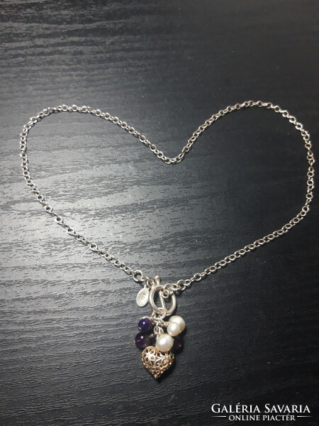Laura Ashley ezüst nyaklánc szívvel és ásványgyöngyökkel - 44 cm