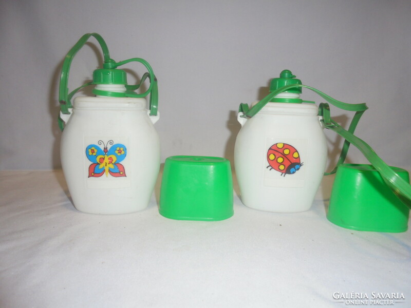 Two retro Ovis water bottles, children's water bottles - together