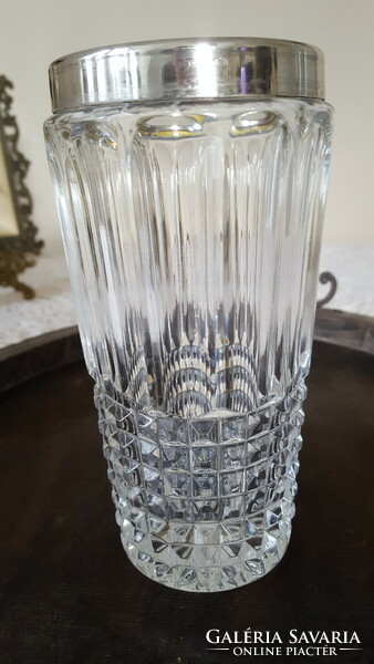 Thick crystal vase with silver-plated metal rim