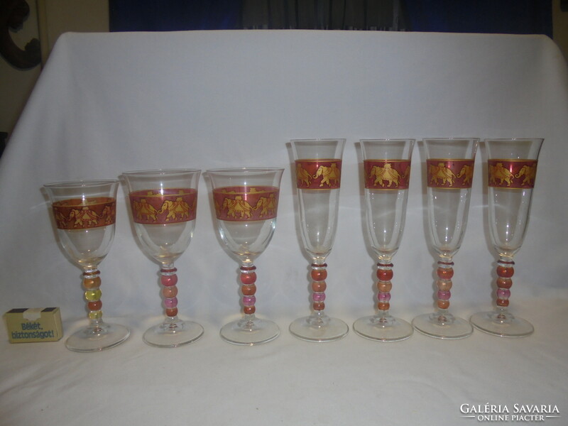 Champagne glass with elephant decor - seven pieces together