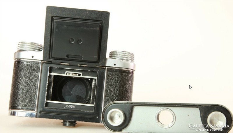 Altissa Altix V.fényképezőgép, a ritka Ludwig Meritar 50 mm f/2.9 objektívvel.19000.-Ft