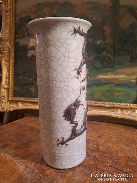 Antique Chinese dragon vase, late 19th century