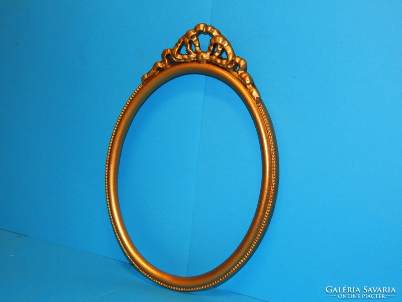 Excellent oval baroque frame, 30 cm total height