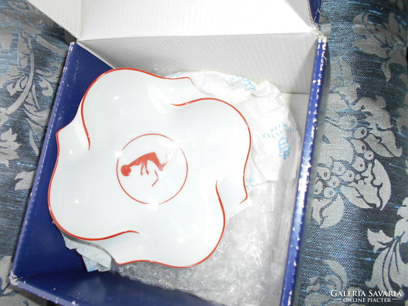 Art deco Viennese porcelain ashtray + original box