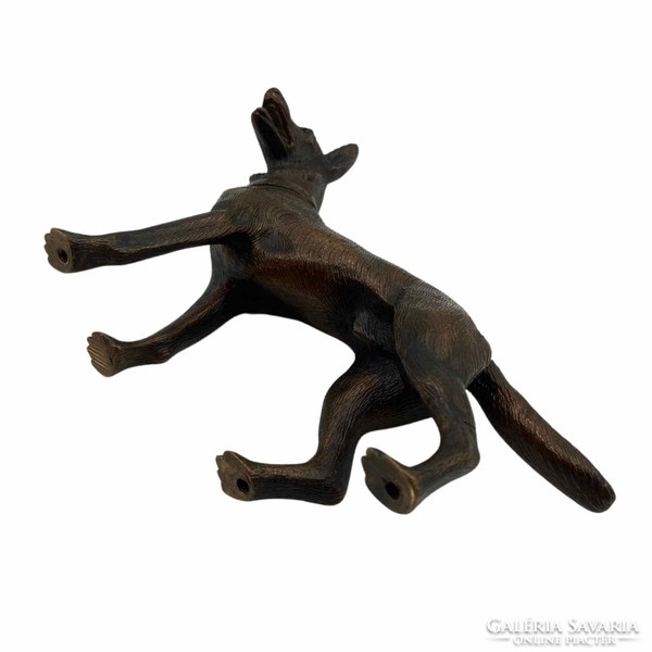 Bronze German shepherd m01316