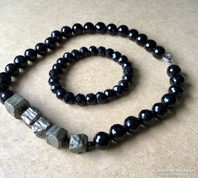 New onyx string of beads and bracelet with pyrite stones