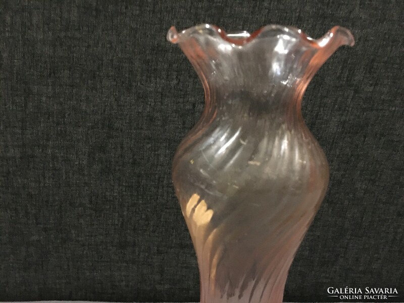 Stelvia glass vase with ruffled edges! Made in Italy!!! 23 cm!!