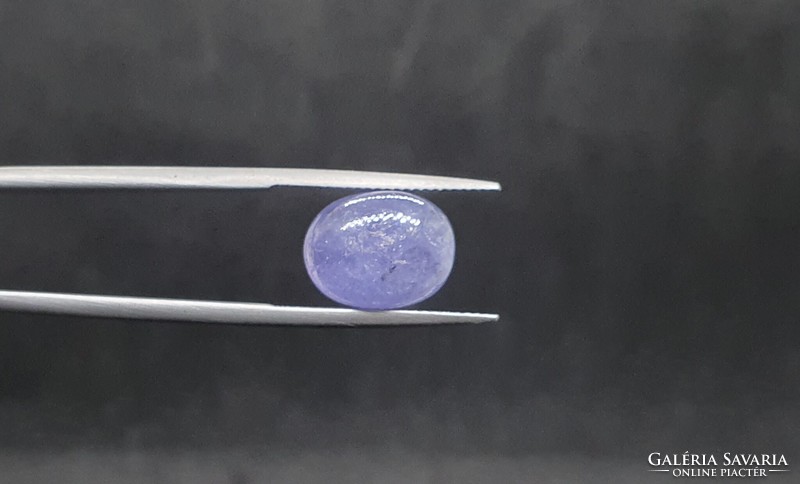 Tanzanite cabochon 7.19 Carats. With certification.