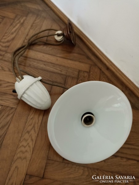 Porcelain spiral ceiling lamp with adjustable height with counterweight