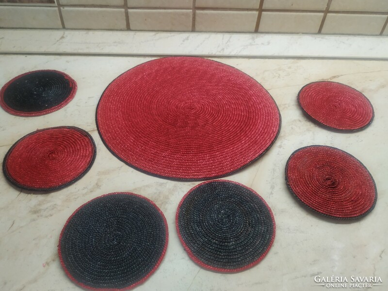 Red, black plastic braided cup coaster for sale! 1+6 pcs for sale!